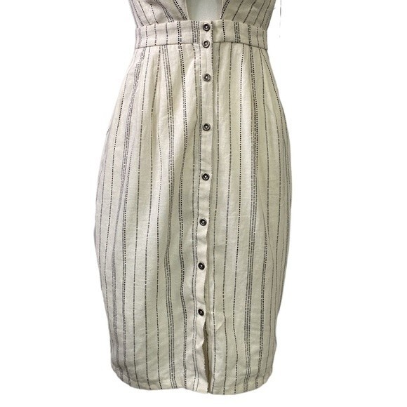 ASTR the Label Linen Sleeveless Button Front Dress Cut Out Tie Detail Pockets - Picture 6 of 16